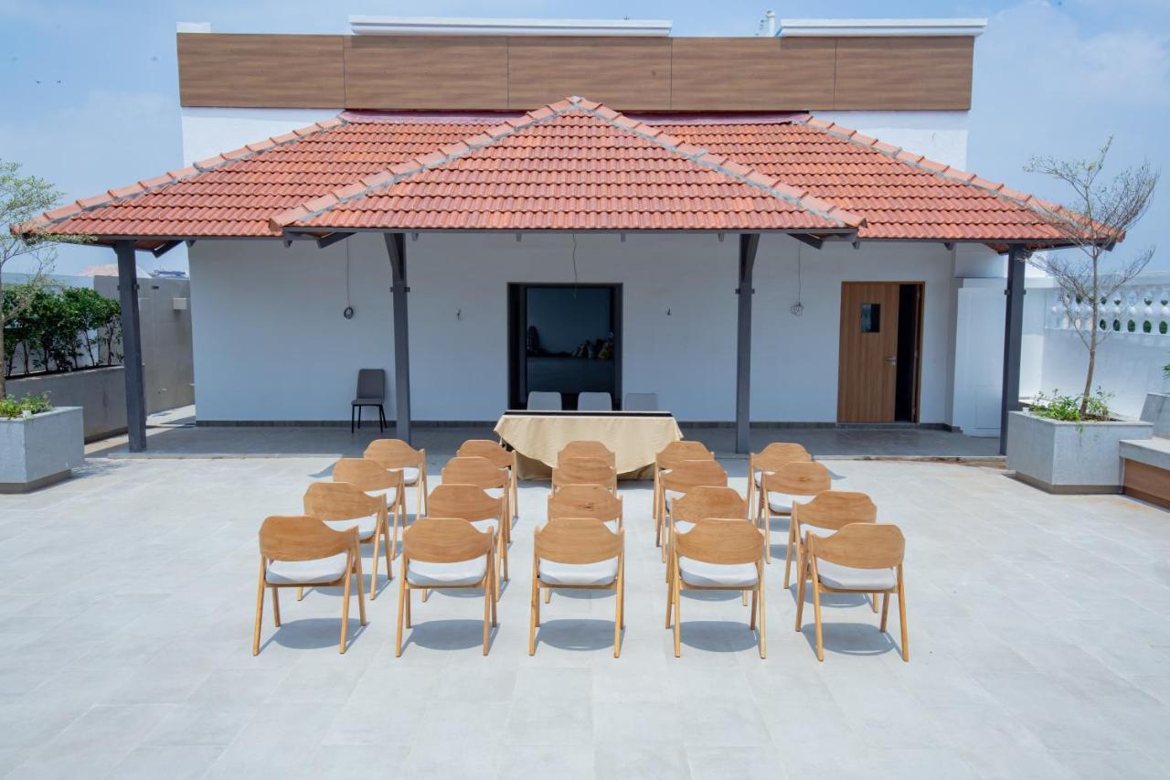 Готель Rathna Residency - Near Us Consulate Ченнаї Екстер'єр фото