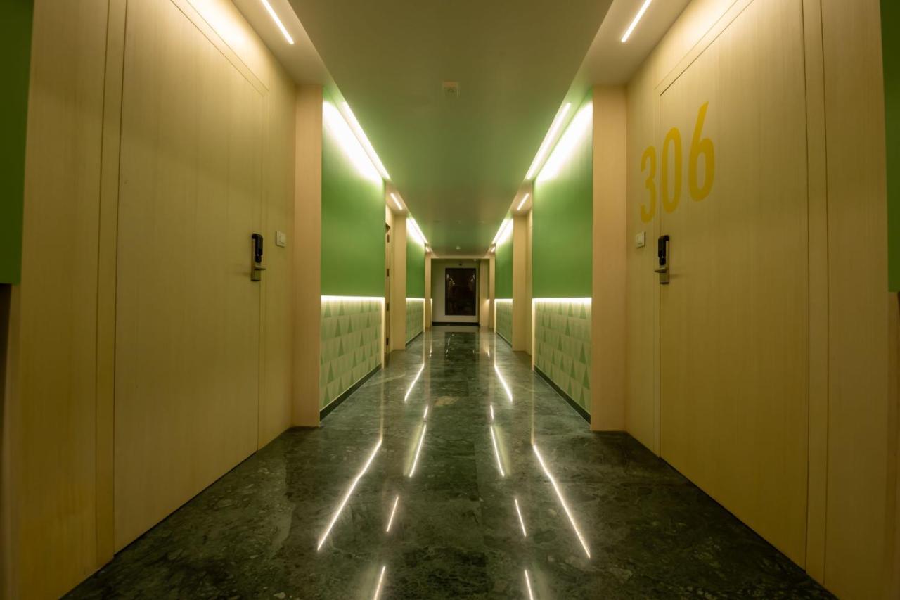 Готель Rathna Residency - Near Us Consulate Ченнаї Екстер'єр фото