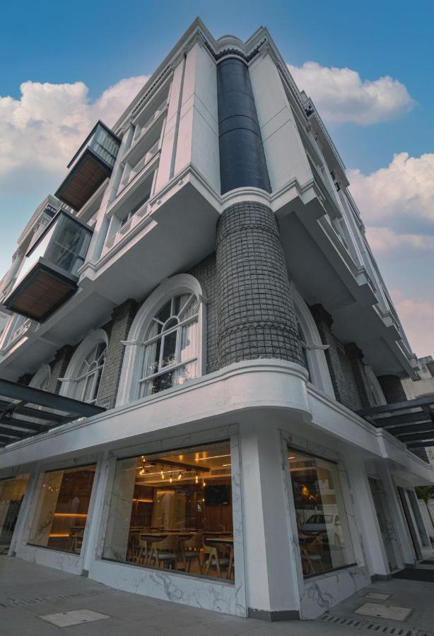 Готель Rathna Residency - Near Us Consulate Ченнаї Екстер'єр фото