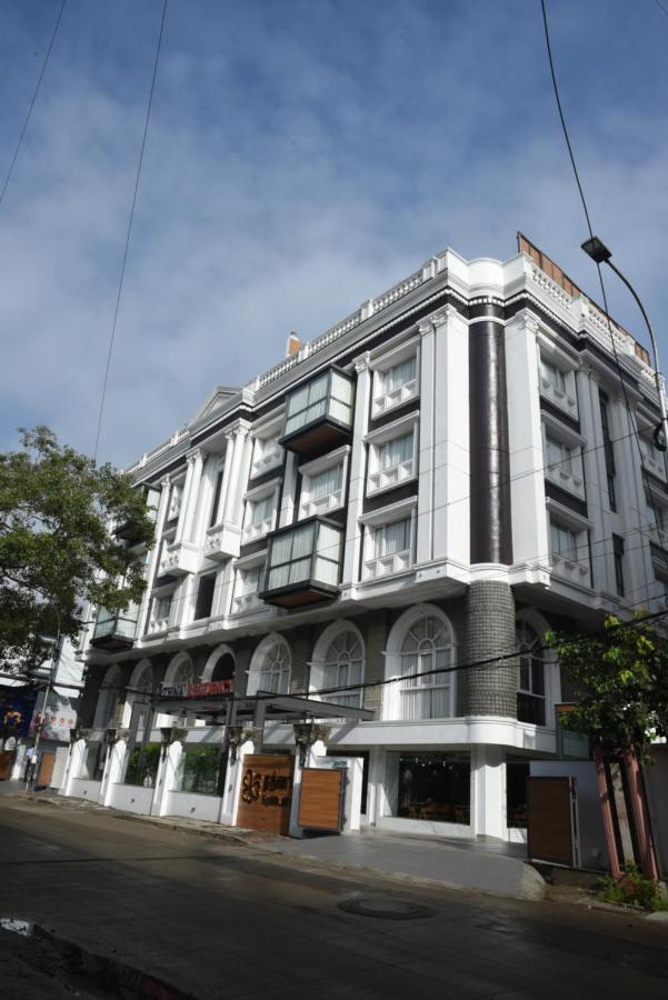 Готель Rathna Residency - Near Us Consulate Ченнаї Екстер'єр фото