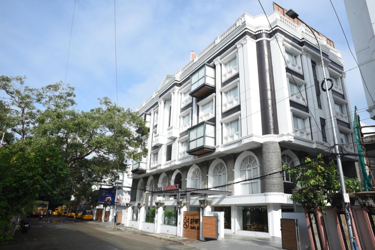 Готель Rathna Residency - Near Us Consulate Ченнаї Екстер'єр фото