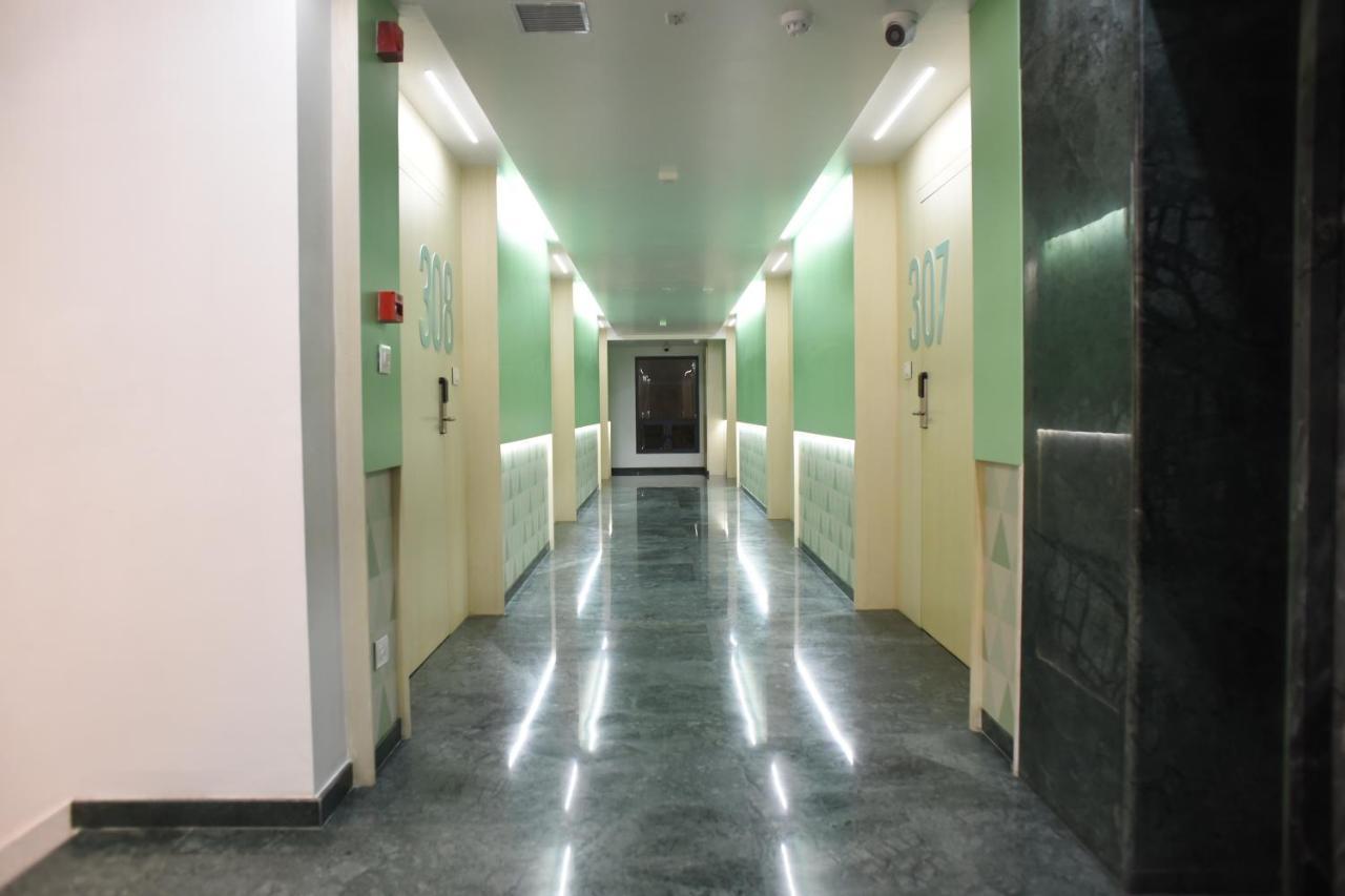 Готель Rathna Residency - Near Us Consulate Ченнаї Екстер'єр фото
